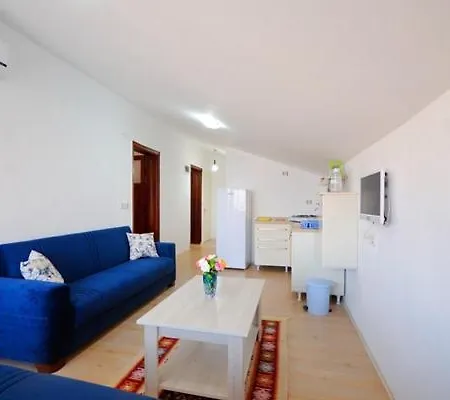 Lodos Apart Apartmán *